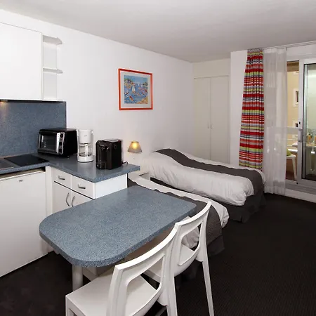 Apartmanhotel Victoria Surf 3*