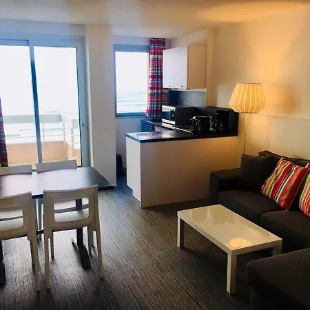 Apartmanhotel Victoria Surf 3*