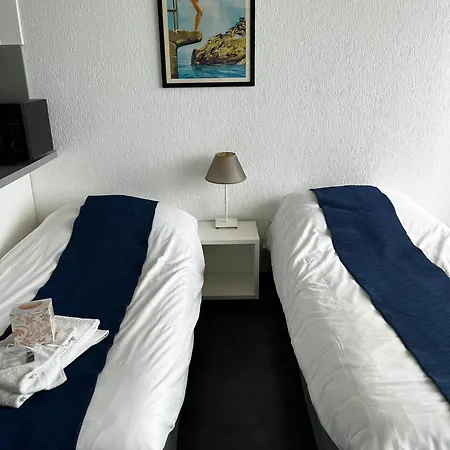 Victoria Surf 3*