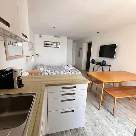 Victoria Surf Aparthotel