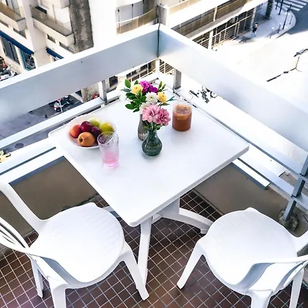 Victoria Surf Aparthotel 3*